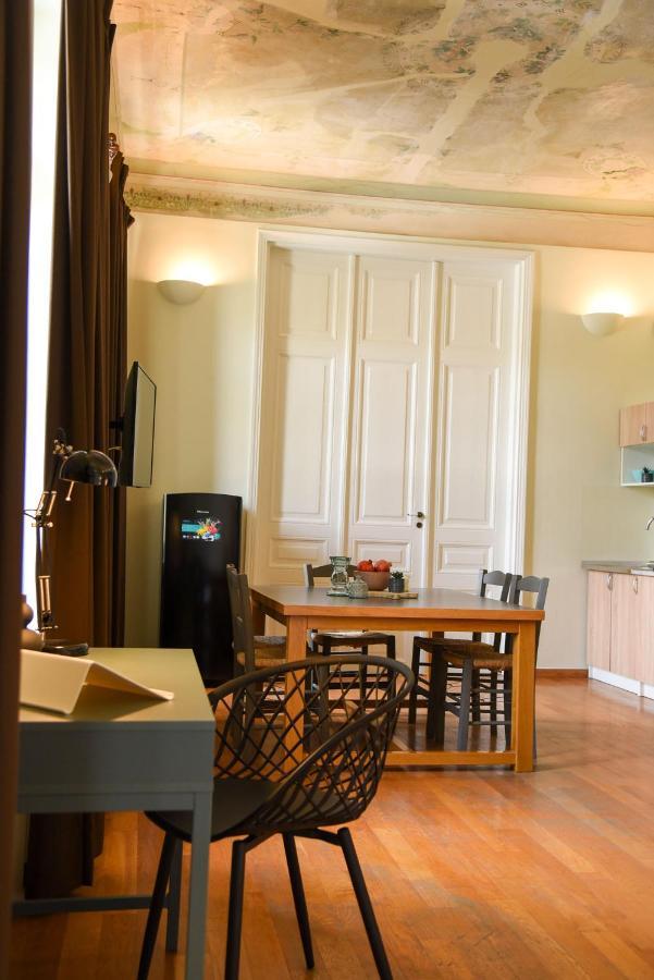 Neoclassical Athens Residence المظهر الخارجي الصورة